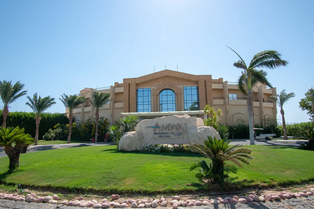 Amwaj Beach Club Resort – opinie i czy warto?