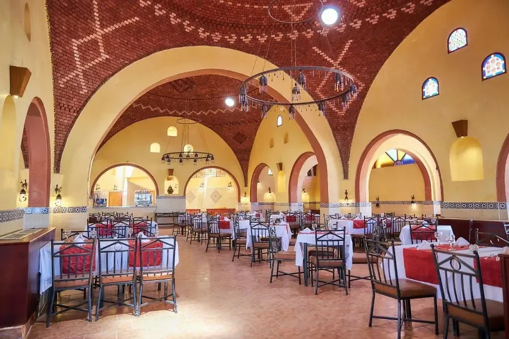 Protels Crystal Beach Resort zdjęcie 6